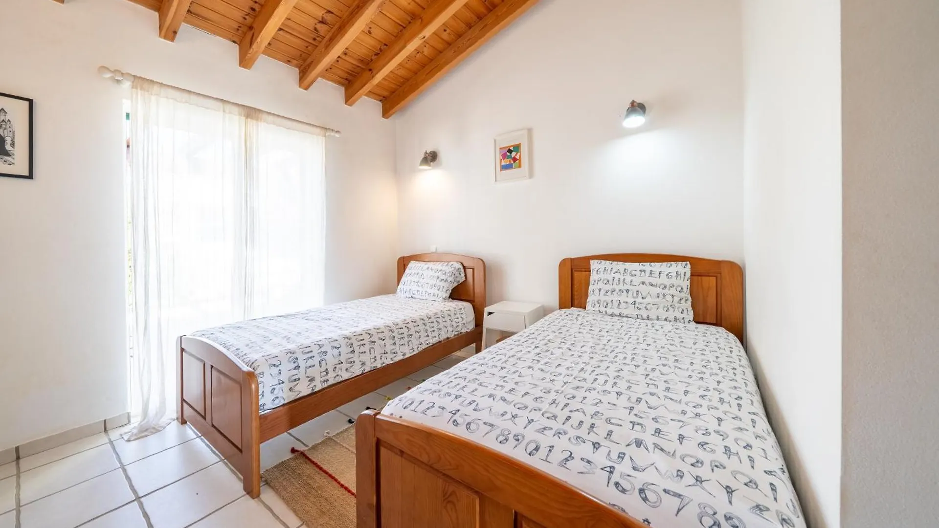 Stunning Spacious Family Villa In The Algarve Aljezur