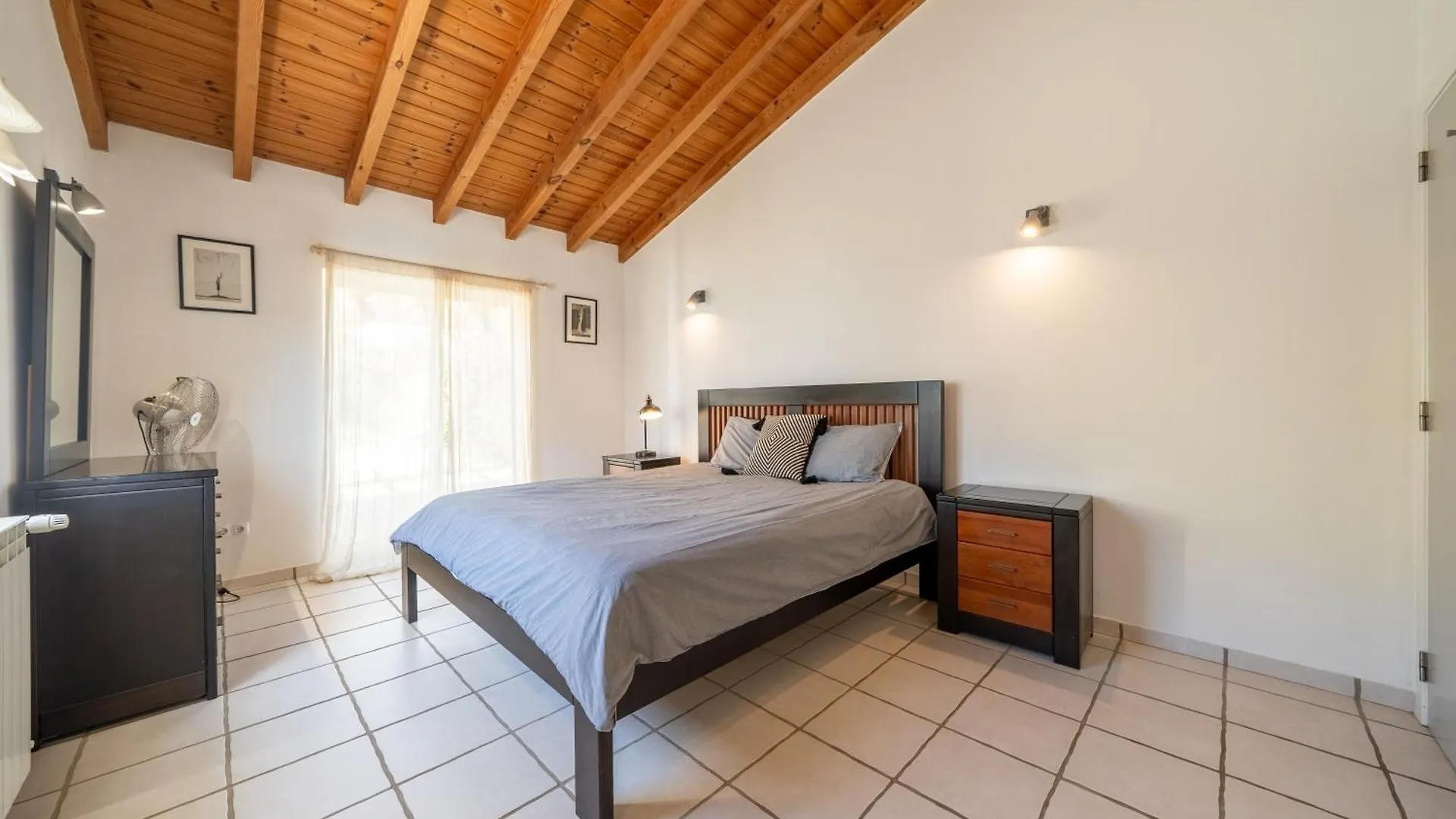 Stunning Spacious Family Villa In The Algarve Aljezur